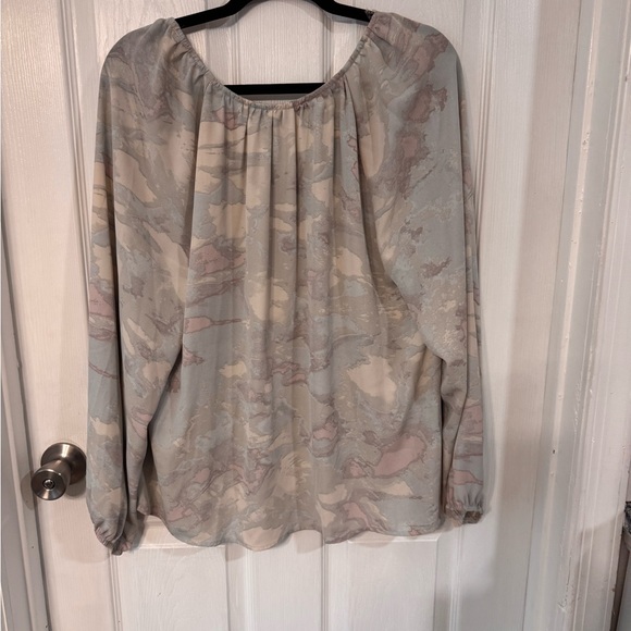 Patterned blouse - Picture 3 of 3